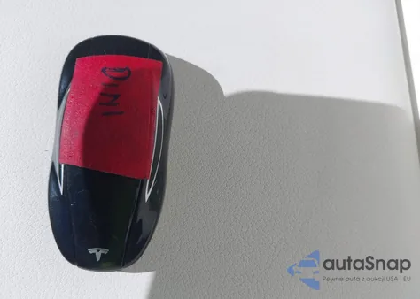 2018 Tesla Model S 100D/75D/P100D z USA, uszkodzony, nr VIN 5YJSA1E29JF246070